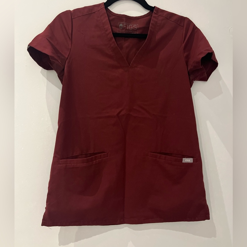 Cuffs Casma Scrub Top